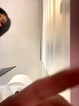 Snapshot of Adele_Pinkk chatting on October 20, 2025, 1:22 pm Adele Pinkk online show from October 20, 2025, 1:22 pm