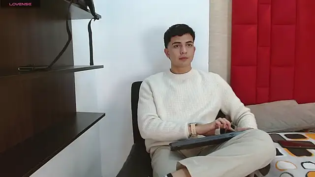 Cady Hot online show from November 6, 2025, 7:51 pm