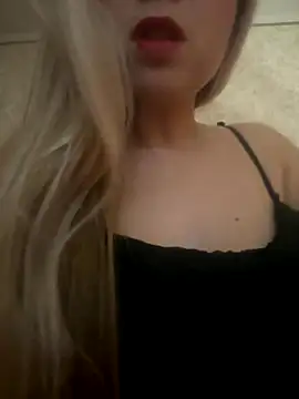 Snapshot of Nikihot__ chatting on November 21, 2025, 10:53 pm Nikihot online show from November 21, 2025, 10:53 pm