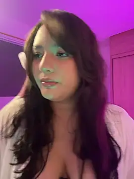 Snapshot of Angeldusttt chatting on April 17, 2026, 1:08 am Angeldusttt online show from April 17, 2026, 1:08 am
