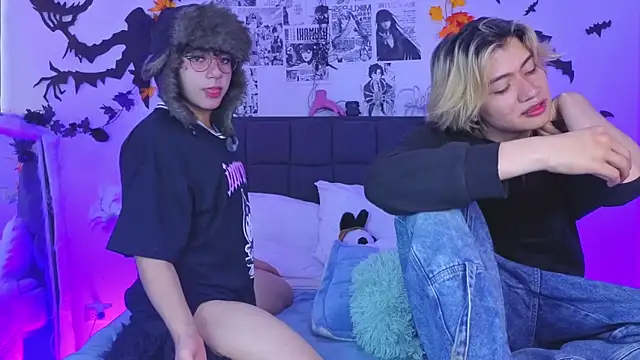 Snapshot of Vamps_Lovers chatting on October 30, 2025, 12:47 pm Vamps Lovers online show from October 30, 2025, 12:47 pm