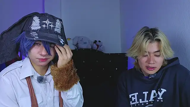 Snapshot of Vamps_Lovers chatting on September 17, 2025, 1:35 pm Vamps Lovers online show from September 17, 2025, 1:35 pm