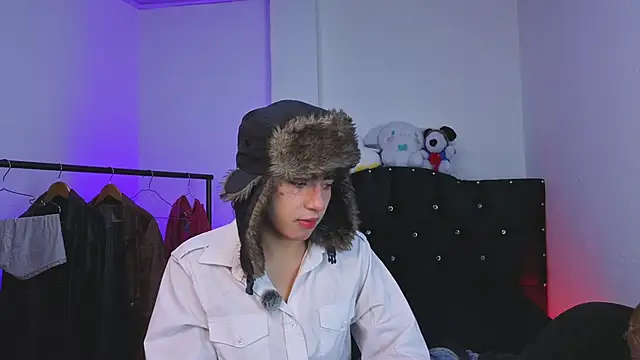 Snapshot of Vamps_Lovers chatting on September 13, 2025, 12:38 pm Vamps Lovers online show from September 13, 2025, 12:38 pm