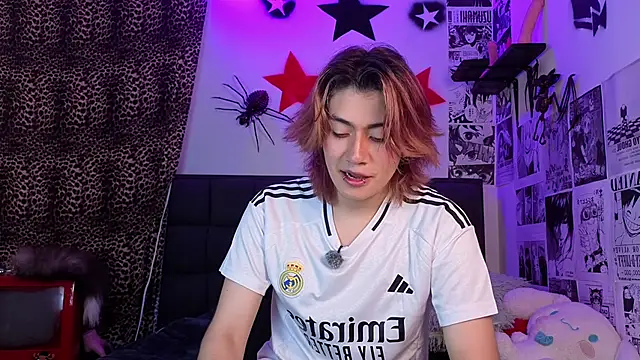 Snapshot of Vamps_Lovers chatting on November 29, 2025, 4:18 pm Vamps Lovers online show from November 29, 2025, 4:18 pm