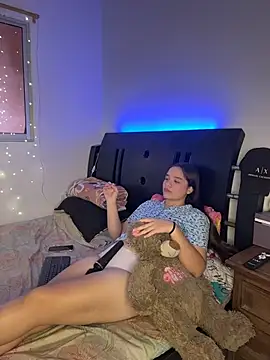 Ashley and Zoe online show from March 1, 2026, 2:39 pm