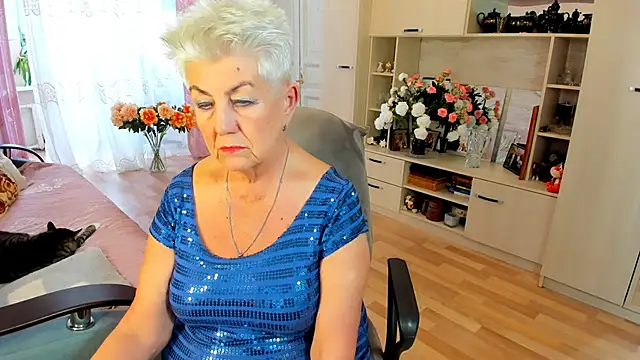 HotandMature online show from March 26, 2026, 11:30 am