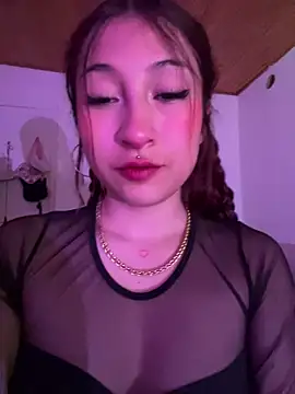 Snapshot of liin_rose chatting on September 12, 2025, 1:17 am liin rose online show from September 12, 2025, 1:17 am