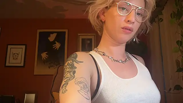 odessa-thorne online show from January 7, 2026, 7:24 am