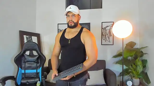 Justin kingX7 online show from February 23, 2026, 3:52 am