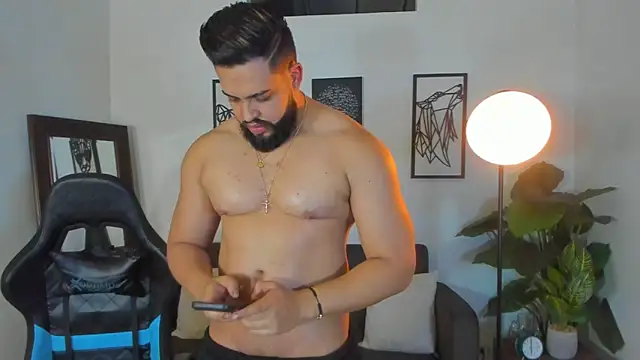 Justin kingX7 online show from March 28, 2026, 3:40 am