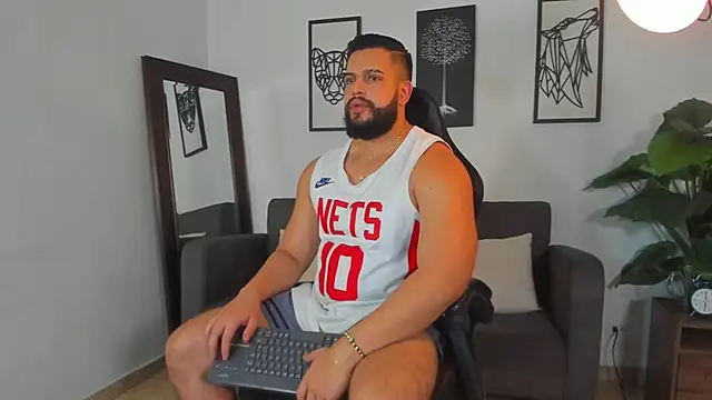 Justin kingX7 online show from April 12, 2026, 2:15 am