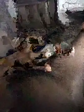 Madlabantu02 online show from April 21, 2026, 1:53 am