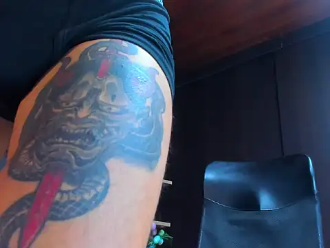 Snapshot of adrian_ray chatting on December 22, 2025, 5:57 pm adrian ray online show from December 22, 2025, 5:57 pm