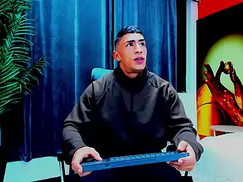 Snapshot of adrian_ray chatting on February 24, 2026, 11:55 am adrian ray online show from February 24, 2026, 11:55 am