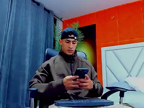 Snapshot of adrian_ray chatting on March 3, 2026, 11:50 am adrian ray online show from March 3, 2026, 11:50 am