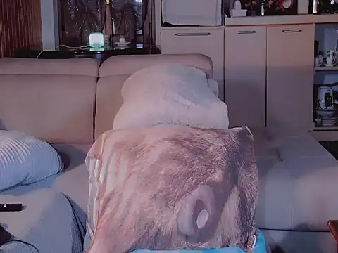 sola1213 online show from October 3, 2025, 12:47 am