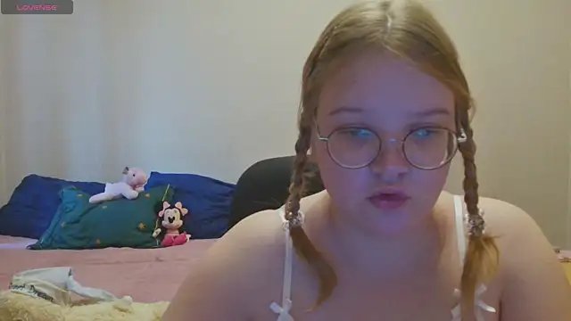 Rosa Grenn online show from October 24, 2025, 9:08 am