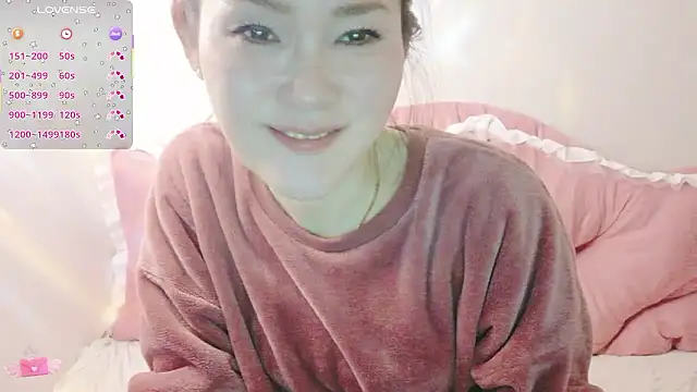 Snapshot of Sofia-sakura chatting on February 2, 2026, 9:52 am Sofia-sakura online show from February 2, 2026, 9:52 am