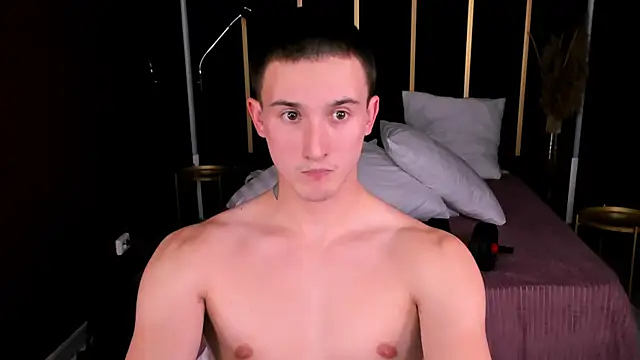 Snapshot of David__Diamond chatting on October 9, 2025, 4:02 am David Diamond online show from October 9, 2025, 4:02 am