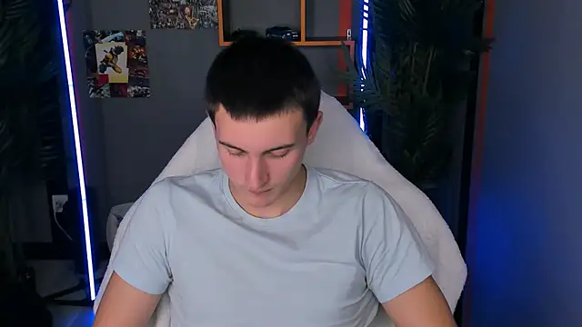 Snapshot of David__Diamond chatting on September 28, 2025, 4:14 pm David Diamond online show from September 28, 2025, 4:14 pm