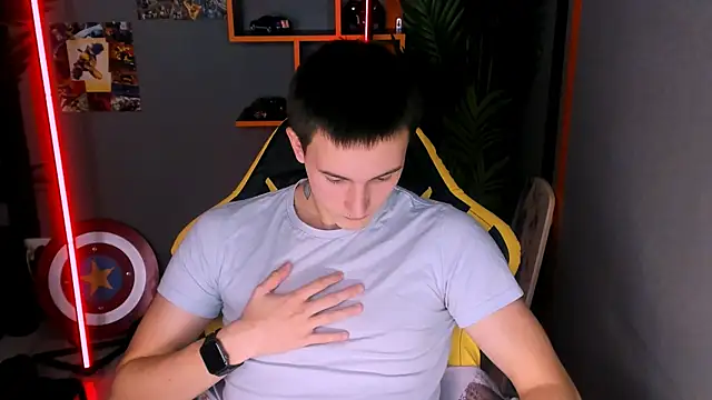 Snapshot of David__Diamond chatting on November 7, 2025, 4:11 pm David Diamond online show from November 7, 2025, 4:11 pm