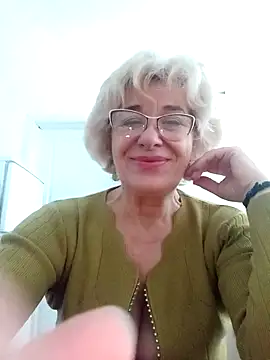 Snapshot of 52MiaLove02 chatting on November 14, 2025, 5:55 am 52MiaLove02 online show from November 14, 2025, 5:55 am