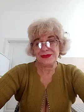 Snapshot of 52MiaLove02 chatting on November 4, 2025, 5:55 am 52MiaLove02 online show from November 4, 2025, 5:55 am