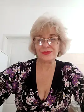 Snapshot of 52MiaLove02 chatting on November 20, 2025, 6:03 am 52MiaLove02 online show from November 20, 2025, 6:03 am