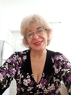 Snapshot of 52MiaLove02 chatting on November 19, 2025, 5:51 am 52MiaLove02 online show from November 19, 2025, 5:51 am