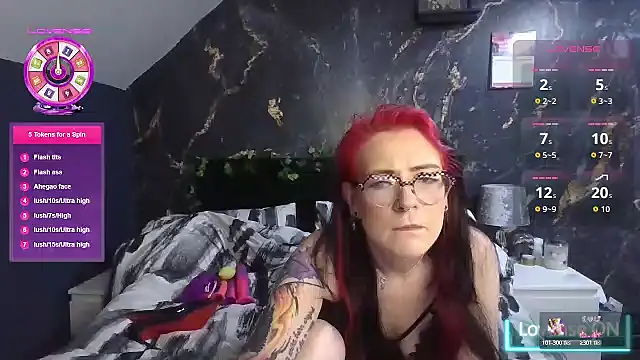 Harley-Moon online show from October 22, 2025, 9:57 pm