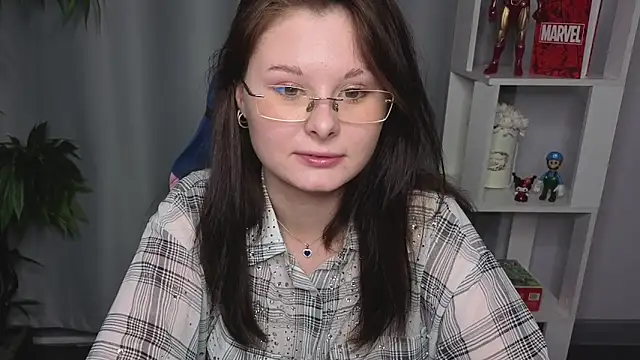 EricaGonzales online show from October 22, 2025, 8:58 am