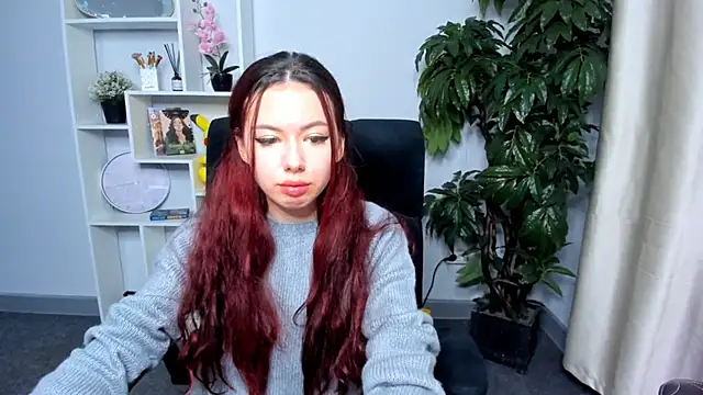 Snapshot of JenniferGlover chatting on October 30, 2025, 8:12 am JenniferGlover online show from October 30, 2025, 8:12 am