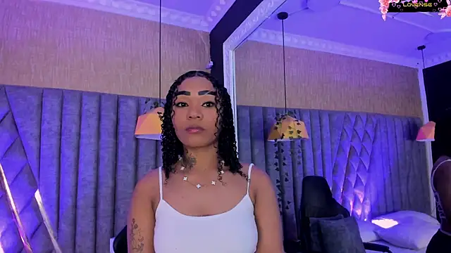 SkylerBloomm online show from April 1, 2026, 4:14 am