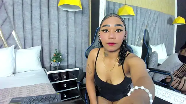 SkylerBloomm online show from December 23, 2025, 3:06 am