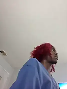 Cocoaversace302 online show from November 10, 2025, 5:01 am