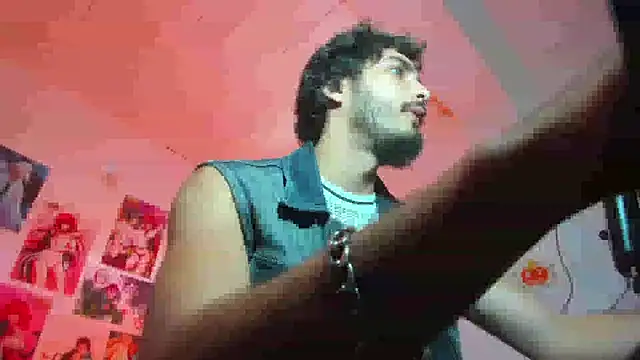 LovexJuxn  online show from December 15, 2025, 3:51 pm