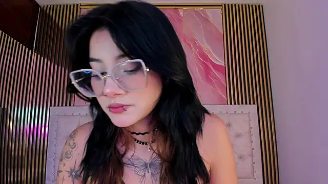 Lucy boobss online show from January 7, 2026, 11:04 am