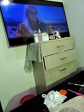 Eva Clark01 online show from September 19, 2025, 11:09 pm