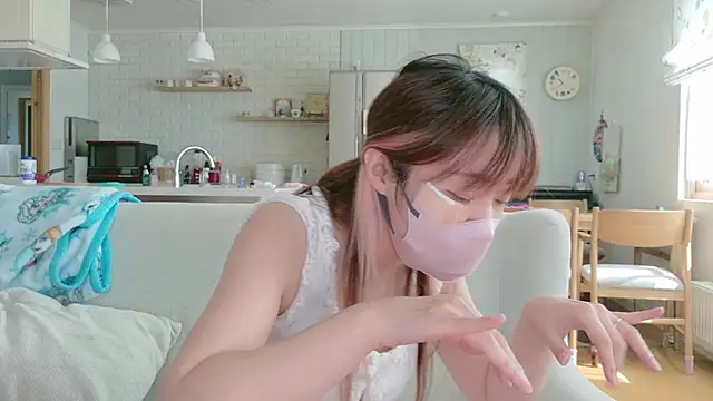 SUZU 1201 online show from April 19, 2026, 1:39 am