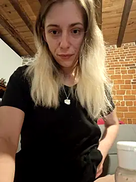 Snapshot of SexyAlya chatting on October 24, 2025, 11:48 pm SexyAlya online show from October 24, 2025, 11:48 pm