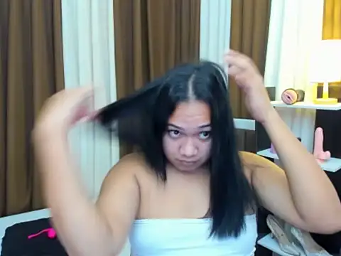 Snapshot of TsUncutKaren chatting on October 24, 2025, 8:52 pm TsUncutKaren online show from October 24, 2025, 8:52 pm