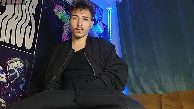 Snapshot of MarioK1 chatting on October 18, 2025, 6:21 pm MarioK1 online show from October 18, 2025, 6:21 pm