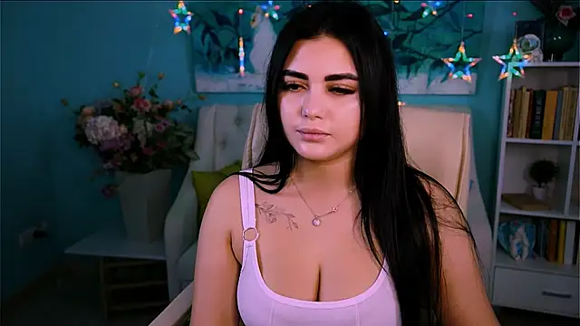 NaomiWilsons online show from September 23, 2025, 12:34 pm