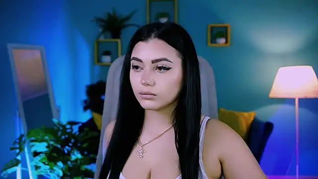 NaomiWilsons online show from December 17, 2025, 12:32 pm