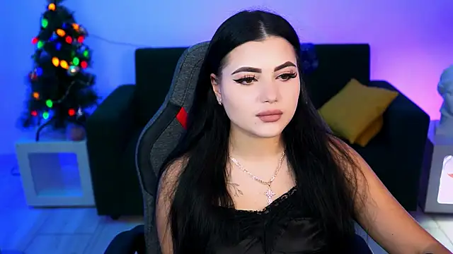 NaomiWilsons online show from December 19, 2025, 12:18 pm