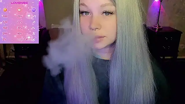 Snapshot of Diana_Dream chatting on October 5, 2025, 7:48 pm Diana Dream online show from October 5, 2025, 7:48 pm