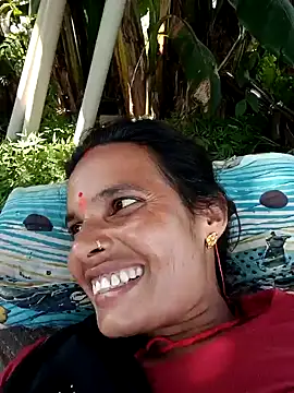 Snapshot of Hello_pinki chatting on September 14, 2025, 5:19 am Hello pinki online show from September 14, 2025, 5:19 am