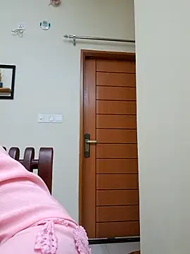 Snapshot of ariya-03 chatting on November 5, 2025, 4:15 am ariya-03 online show from November 5, 2025, 4:15 am