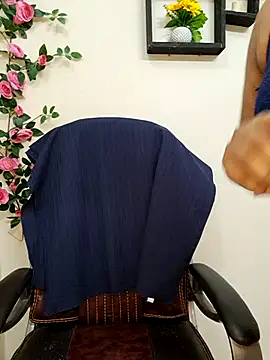 Snapshot of ariya-03 chatting on October 25, 2025, 10:14 am ariya-03 online show from October 25, 2025, 10:14 am