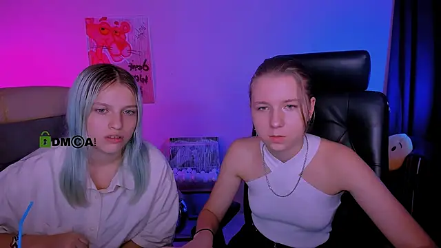 gloria bubble online show from November 10, 2025, 8:25 pm